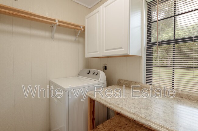 Building Photo - 4640 FM1374