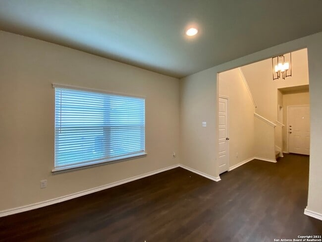 Building Photo - 491 Hunters Rnch E