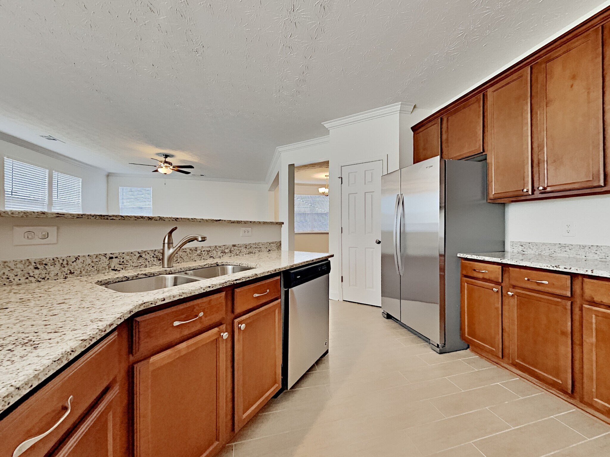 Building Photo - 76 Parkmont Ct