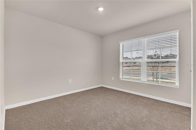 Building Photo - 2924 NE 20th Ter