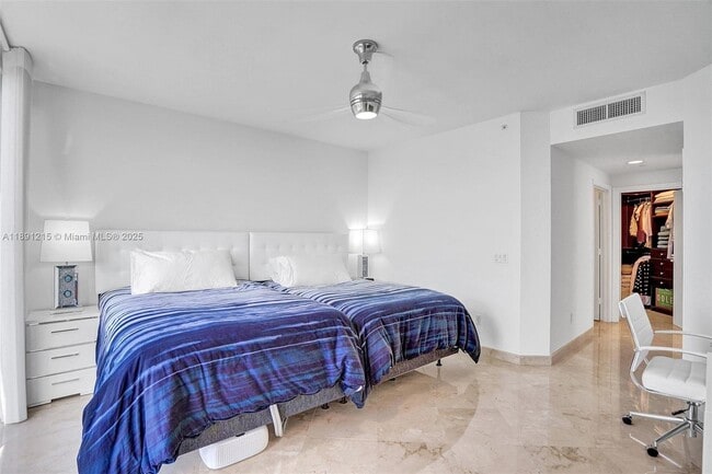 Building Photo - 4779 Collins Ave