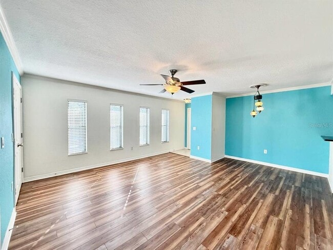 Building Photo - 704 Lyndhurst St