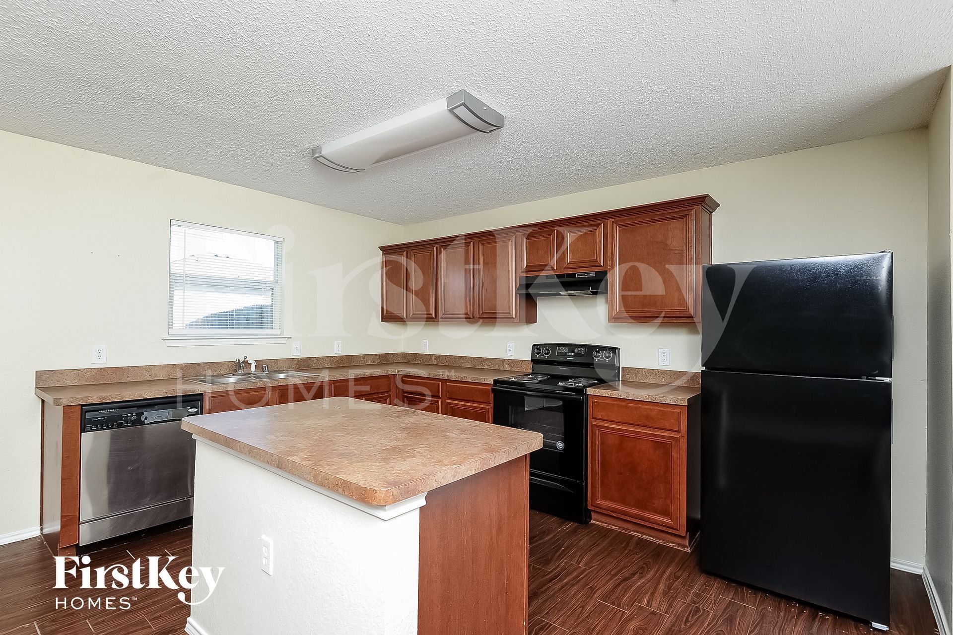 Building Photo - 3824 Bandera Ranch Rd