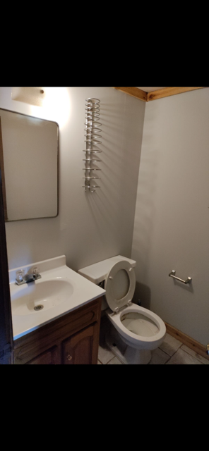 Bathroom - 7048 W 38 Rd