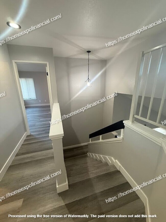 Building Photo - Nice Home For Rent