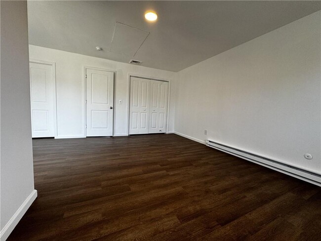 Building Photo - 314 Saracino Dr