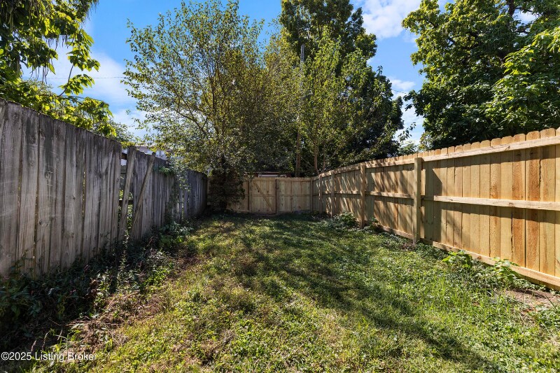 Building Photo - 1018 Payne St