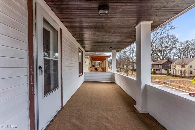 Building Photo - 977 Yellowstone Rd