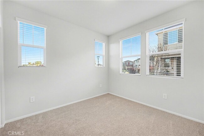 Building Photo - 28506 Via Priorat