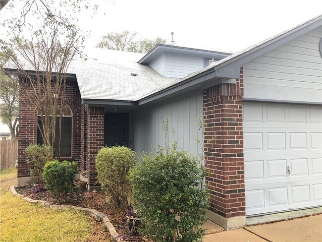 Building Photo - 17253 Tobermory Dr