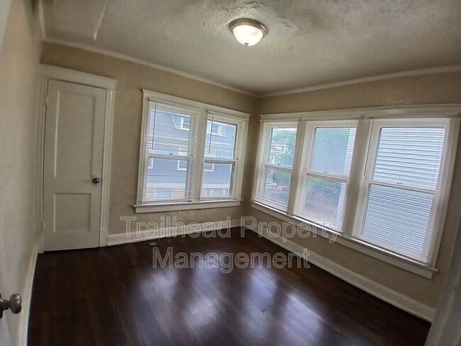 Building Photo - 108 N Indiana Ave