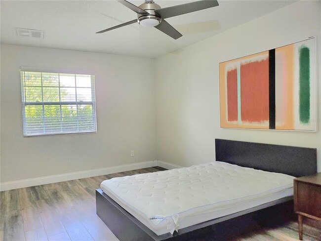 Building Photo - 6522 Hidden Beach Cir