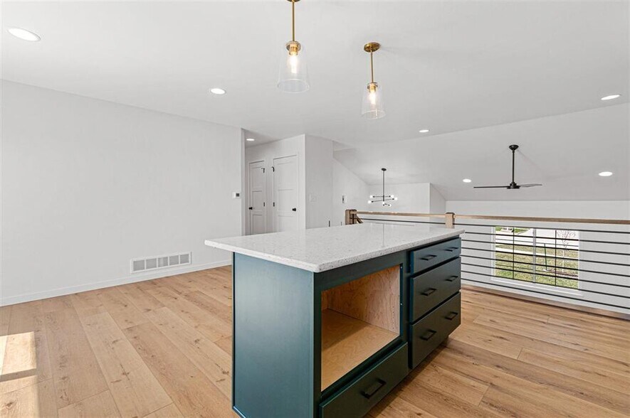 Building Photo - 386 Sierra Trce