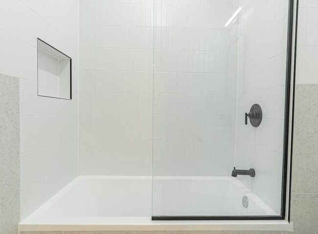 Building Photo - 1255 Decatur St