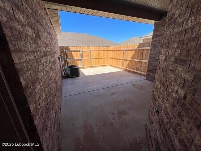 Building Photo - 5534 Kemper St