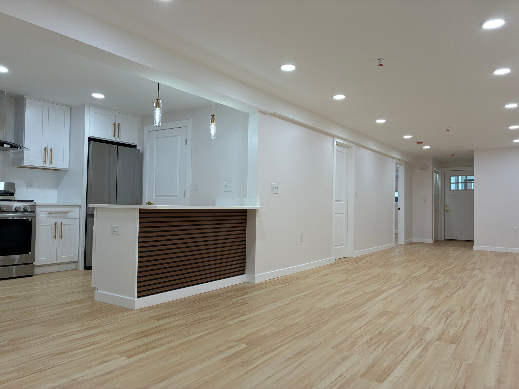 Living room - 716 11TH St