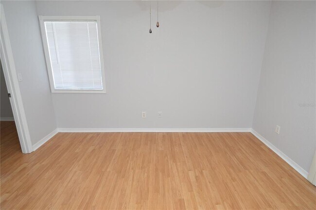 Building Photo - 10263 Gandy Blvd N