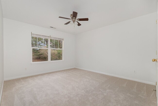 Building Photo - Room to Breathe! 5 Bedroom Home in Desirable Rolesville Location on .48 Acres