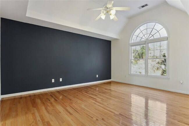 Building Photo - 315 Commons Gate Ct