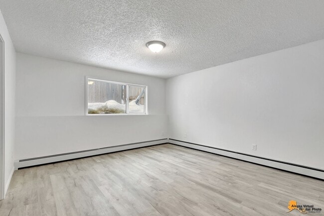 Building Photo - 4011 E Turnagain Blvd