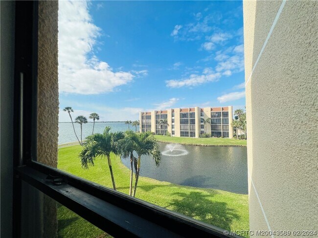 Building Photo - 3442 NE Causeway Blvd