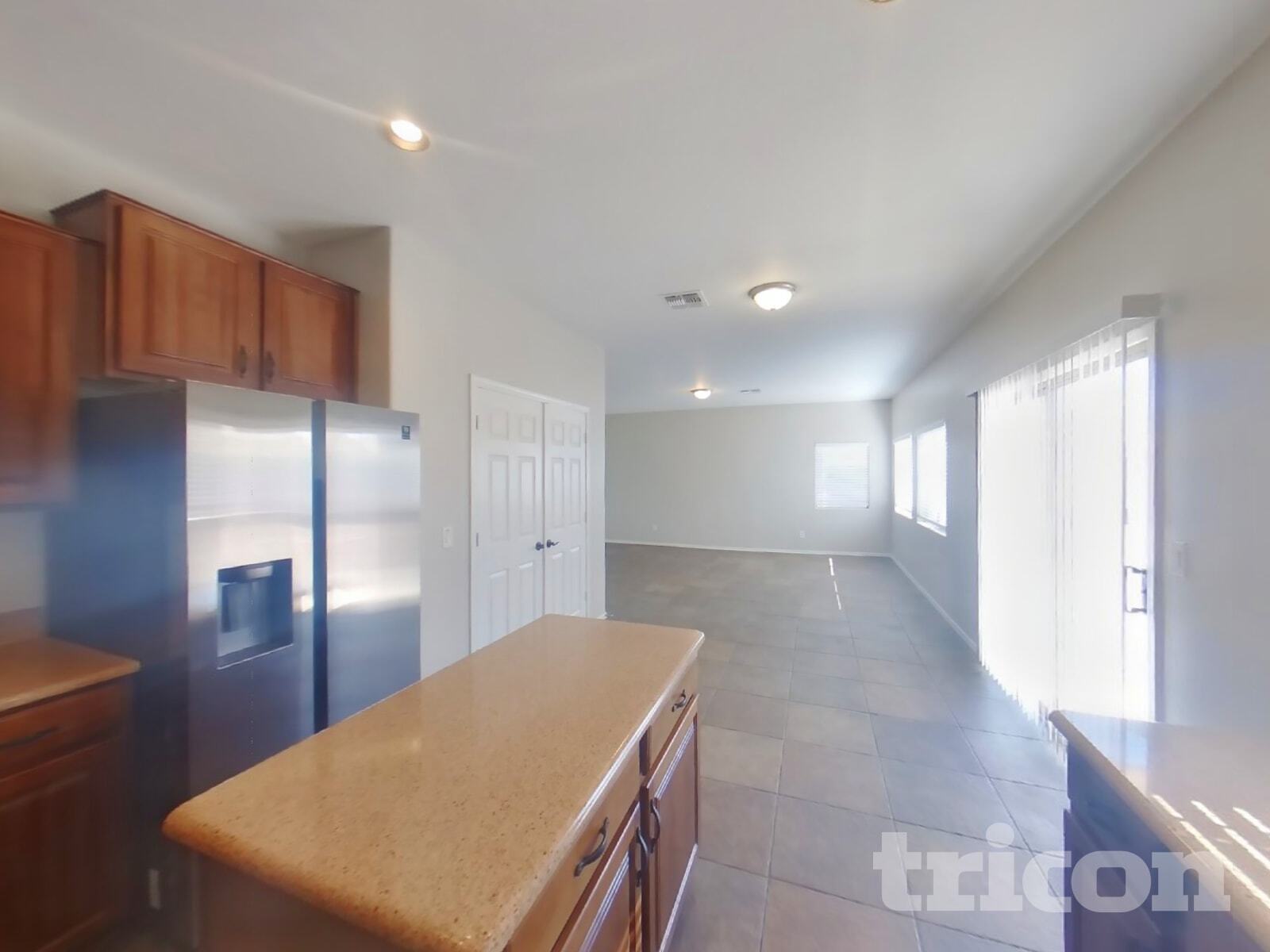 Building Photo - 44103 W Neely Dr