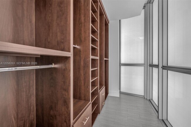 Building Photo - 1100 Biscayne Blvd