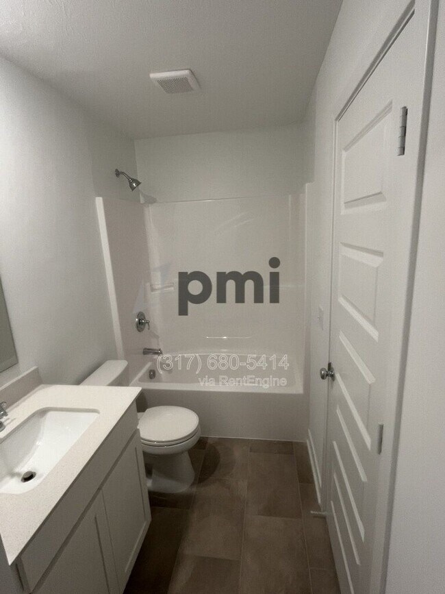 Building Photo - 2948 Woods Edge Dr