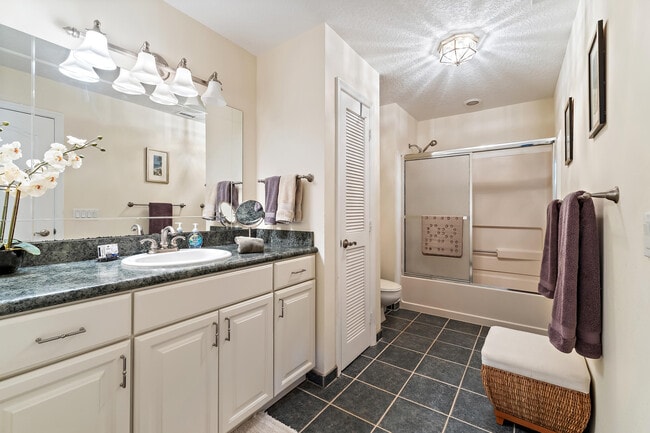 Building Photo - 1420 Ocean Way