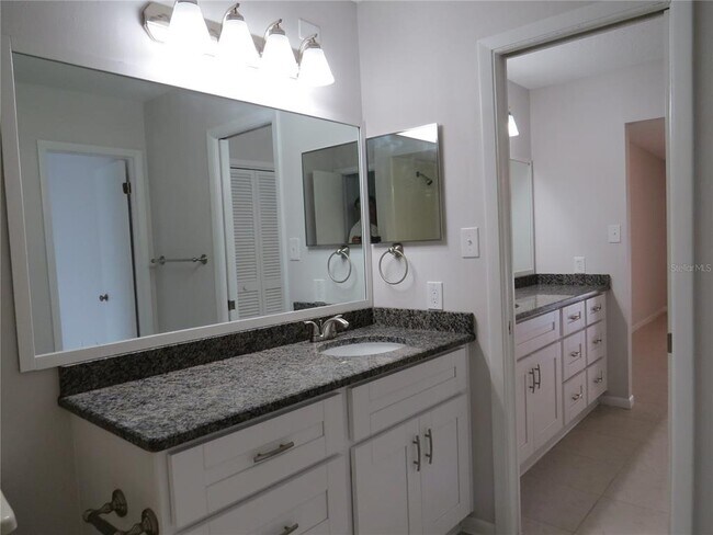 Building Photo - 4023 Paddlewheel Dr