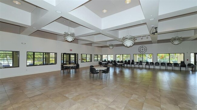 Building Photo - 618 Bird Bay Dr S