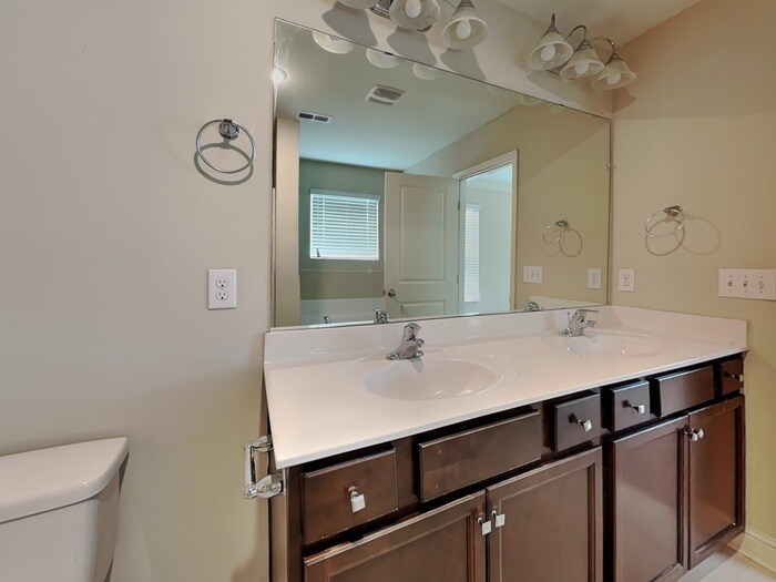 Building Photo - 3636 Massey Ridge Ct