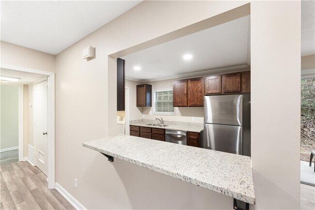 Building Photo - 103 Sterling Ct