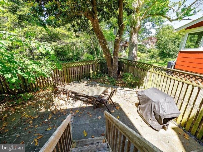 Building Photo - 5534 Nevada Ave NW