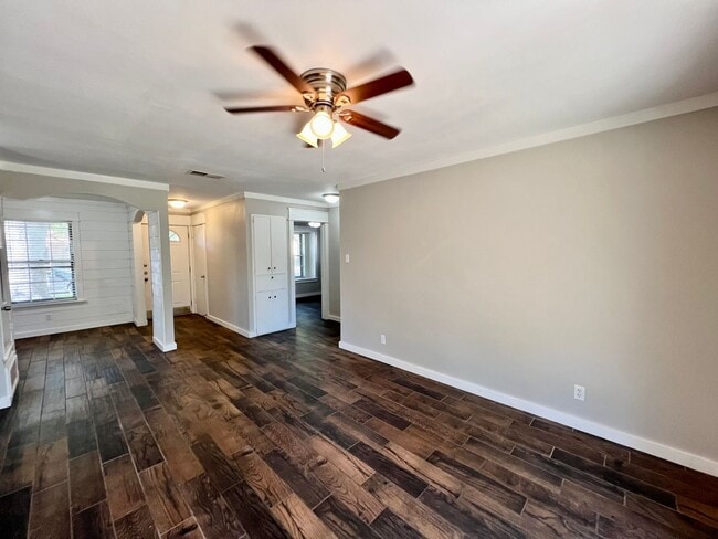 Building Photo - Application Received - **MOVE IN SPECIAL!*...