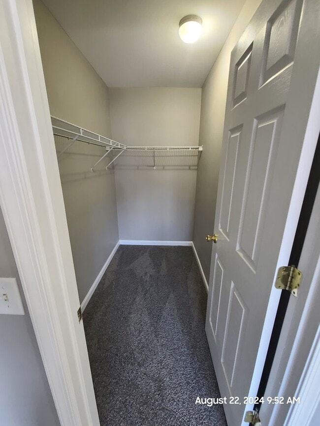 Building Photo - 3 Bedroom Townhome for Rent in Waynesboro