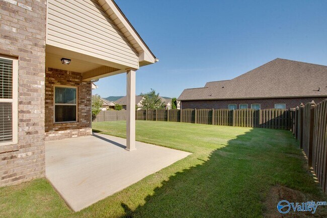 Building Photo - 2964 Magnolia Park Drive Southeast