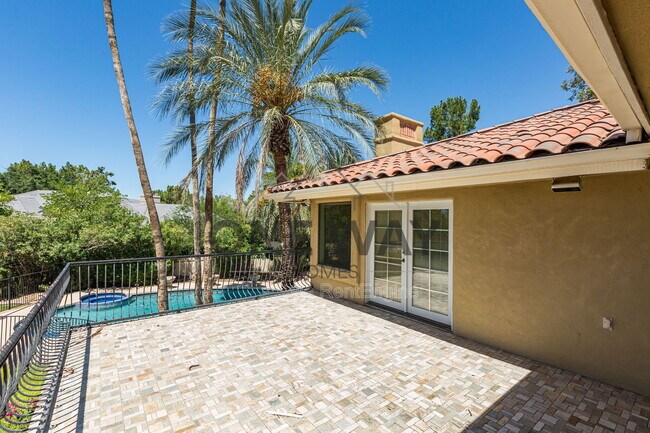 Building Photo - 49 Biltmore Estates Dr