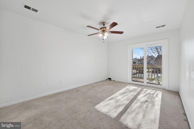 Building Photo - 6903 Sandra Marie Cir