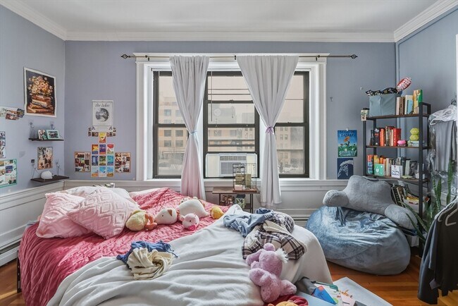 Building Photo - 1661 Commonwealth Ave