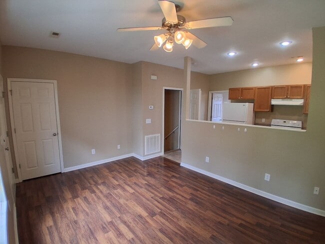 Interior Photo - Quiet 1 Bed / 1 Bath in the country