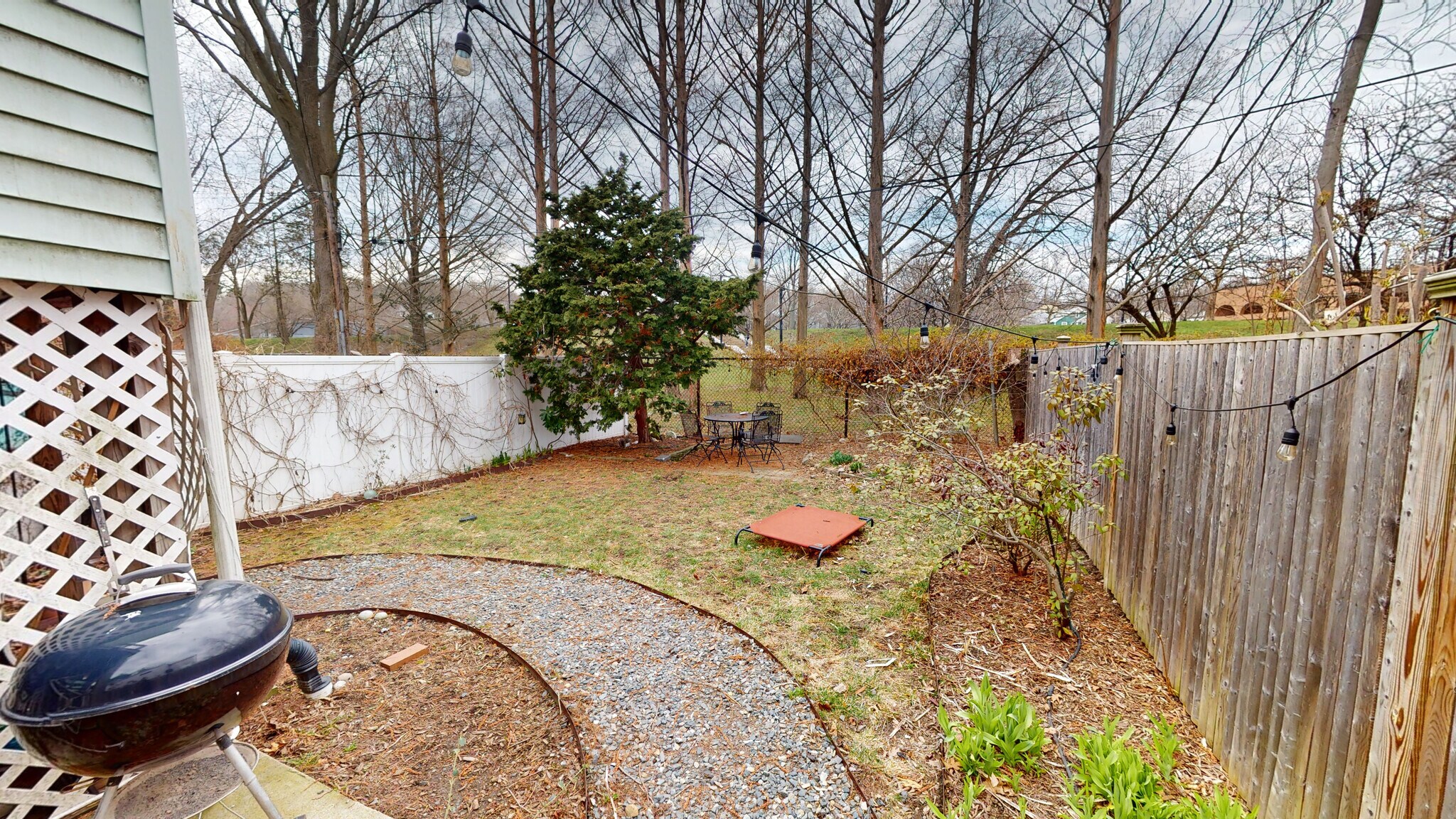 Building Photo - 227 Amory St