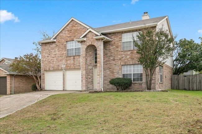 Building Photo - 3920 Malibu Sun Dr