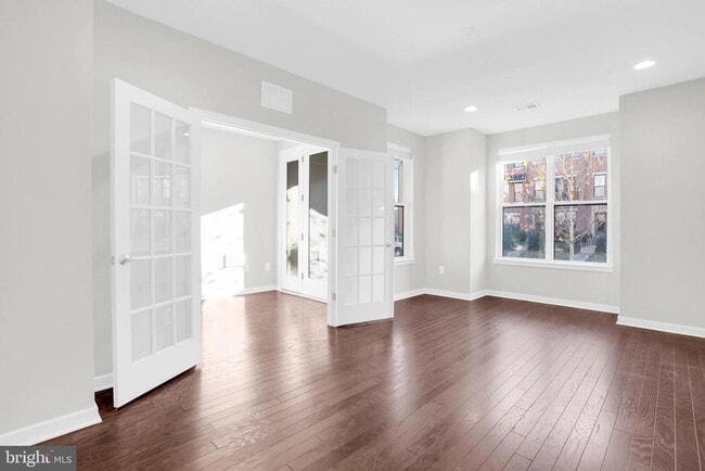 Building Photo - 22954 Sullivans Cove Sq