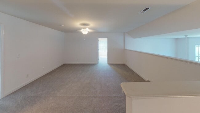 Building Photo - 27 Four Farms Cir