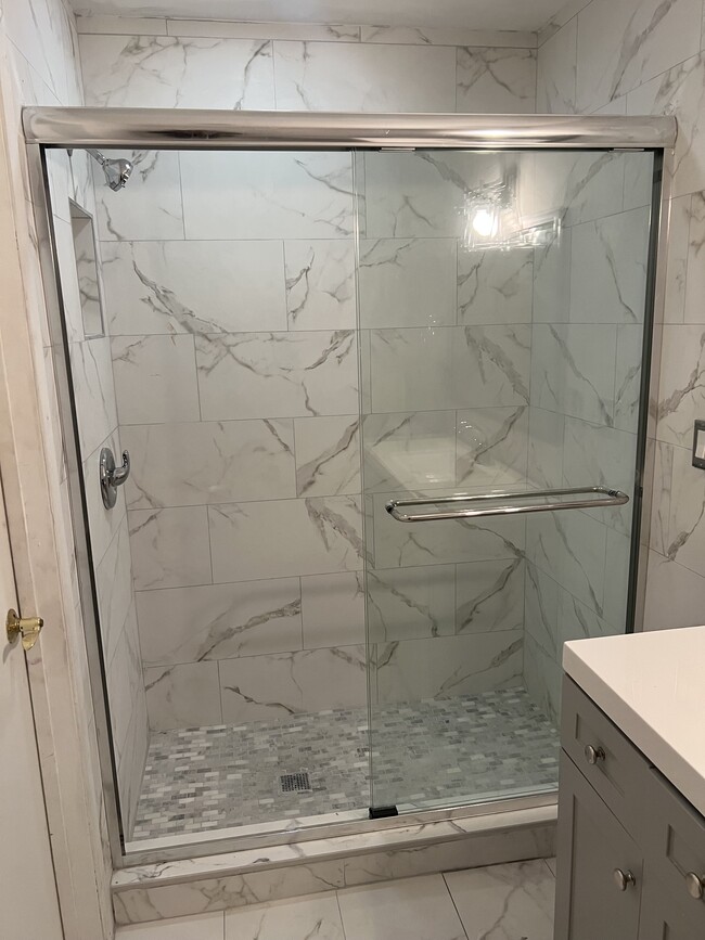 Building Photo - 10441 Mahogany Key Cir