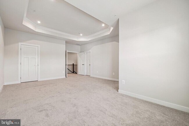 Building Photo - 2528 VERONA Pl