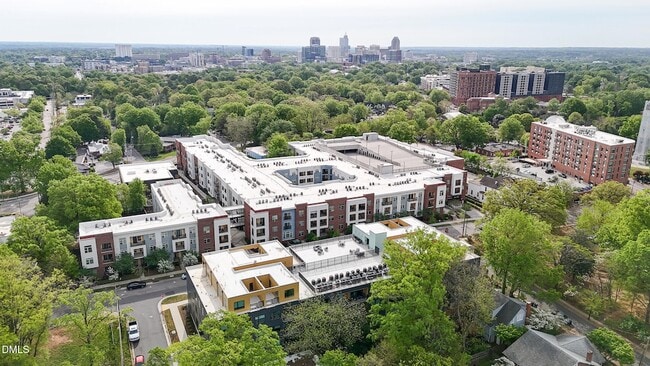 Building Photo - 29 Enterprise St