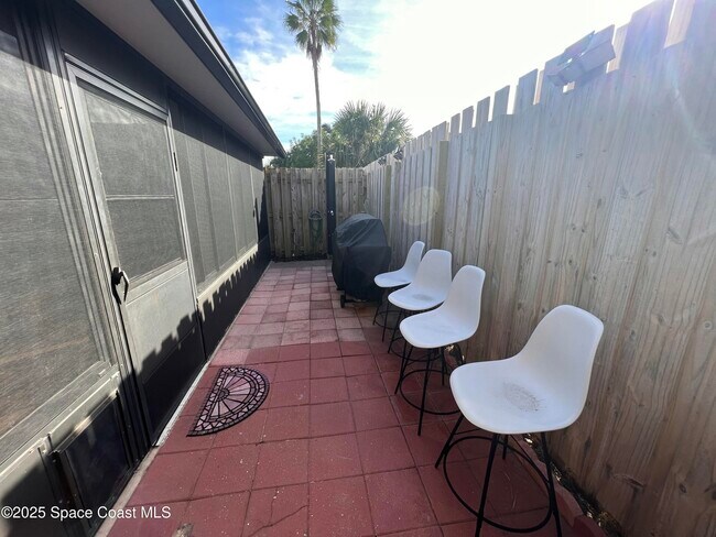 Building Photo - 3230 Sand Dunes Ct