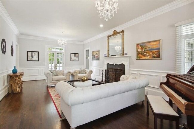 Building Photo - 2760 Carmon on Wesley NW